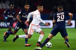 英雄联盟总决赛2025-卡昂客场不敌洛里昂，遗憾失利