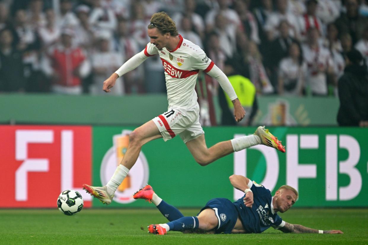 斯图加特球队蓄势待发，为胜利而奋斗的简单介绍