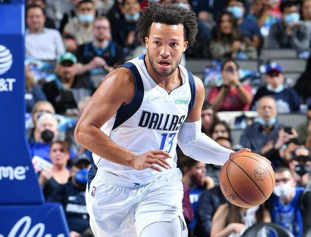 火箭逆转深圳队，布伦森高光表现