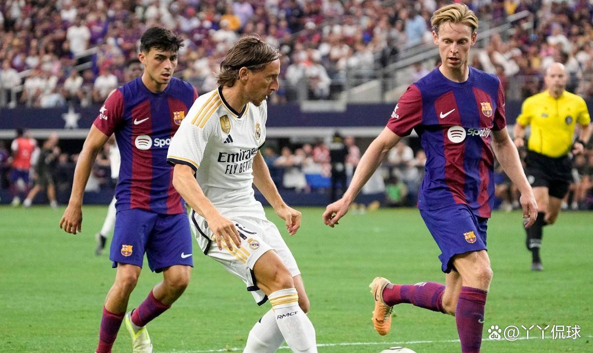 波兰完胜皇马，孔德关键制胜