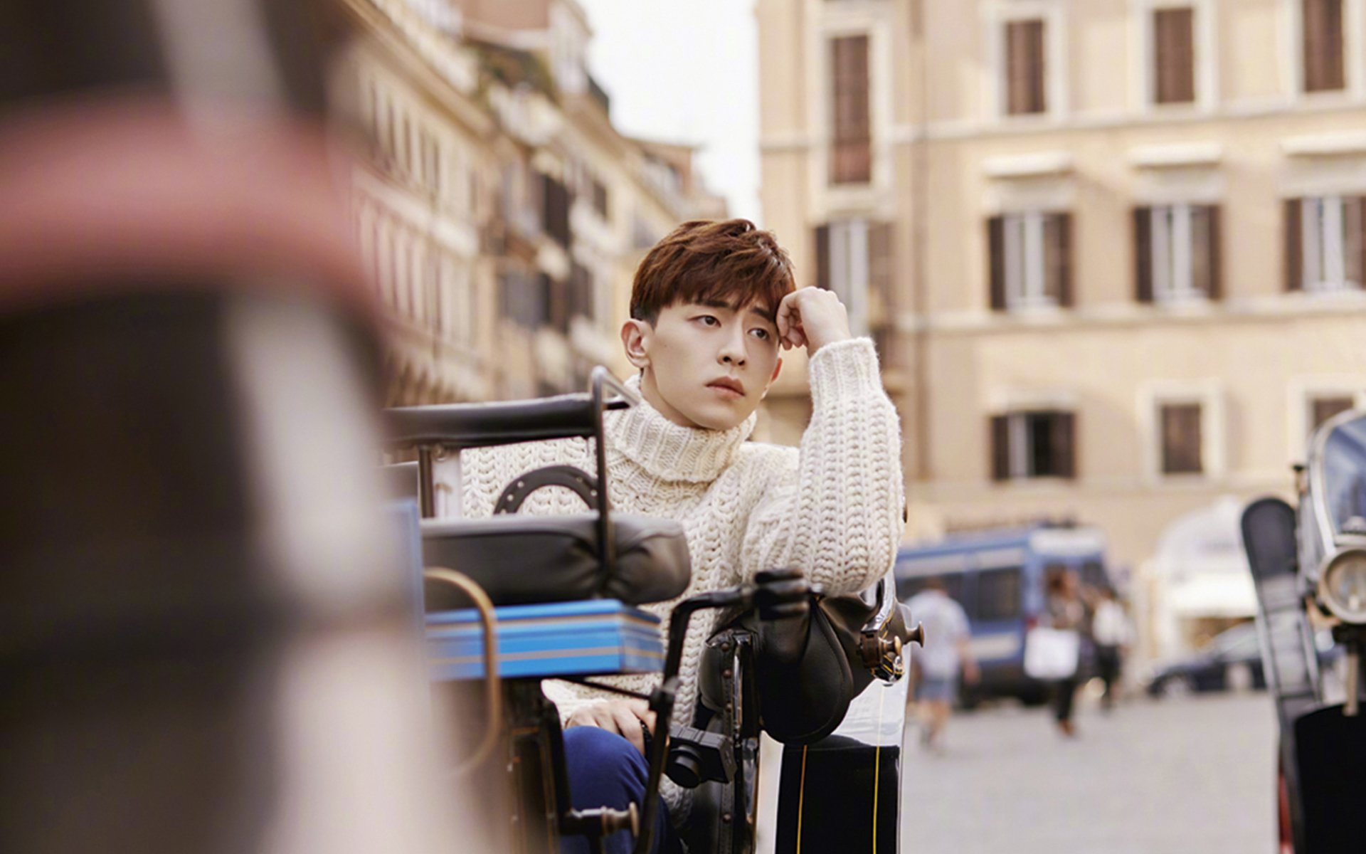 他接管比赛,可你以为他是谁?纽约麦迪逊的狂野与菲律宾球馆的轰鸣,共响着一个英雄主义神话